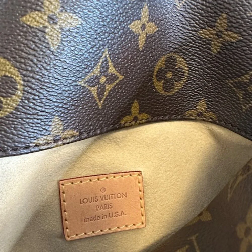 Louis Vuitton LV Monogram Artsy - Picture 13 of 16